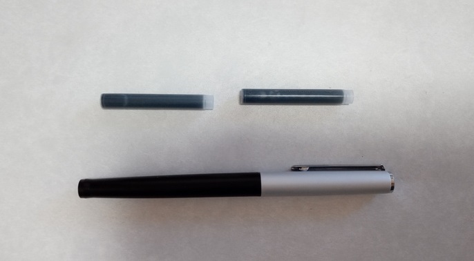 ハイエースネオ万年筆のパーツ